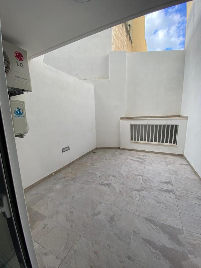 Gzira Two-Bedroom Apartment Esterno foto